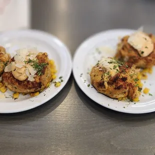 WINDY CITY CRAB CAKES