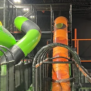 Slides into the ball pit 10 &amp; under