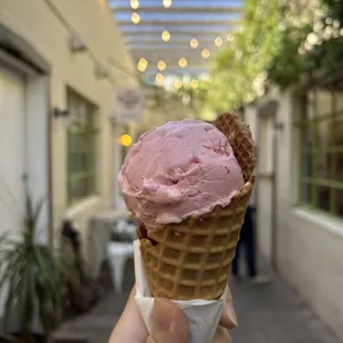 Strawberry ice cream