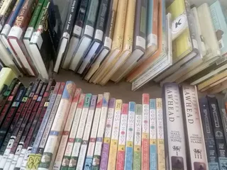 Friends Bookstore