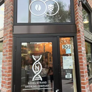 Great neighborhood hangout.