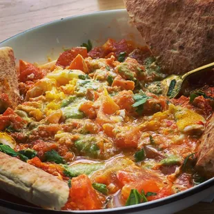 Tossed shakshouka