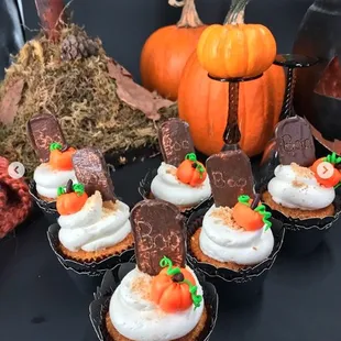 Halloween cupcakes