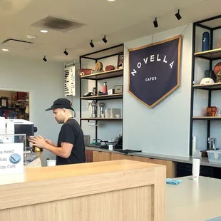 I&apos;d be mad as hell at my boss, if I was this barista.