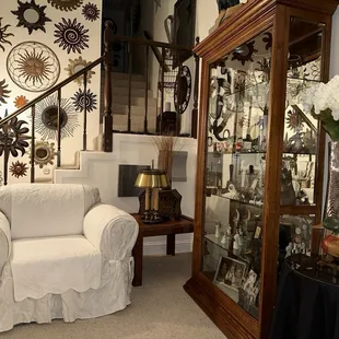 Painted ceiling and walls! Amazing job!