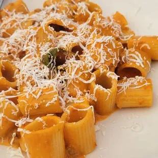 Rigatoni alla salsiccia