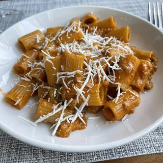 Rigatoni Alla Salsiccia