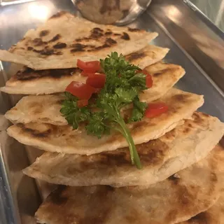 Roti Bread with Yellow Curry Sauce