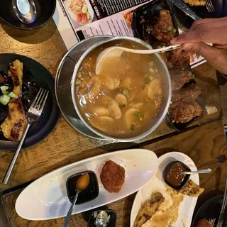 Tom Yum Soup(Lemongrass Soup)