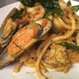 Spicy Seafood Spaghetti Stir Fried
