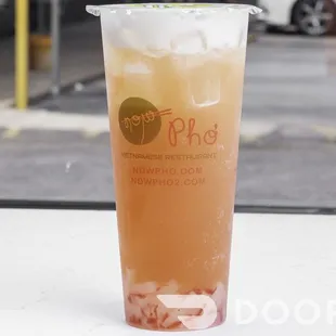 Strawberry Lychee Green Tea with Lychee Jelly