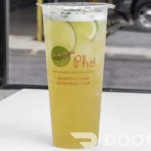 Lemon Iced Tea

So refreshing