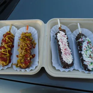 I ordered 2 savory waffles (left) and 2 sweet waffles (right) - yum!!!