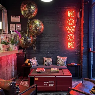 Entrance/waiting area