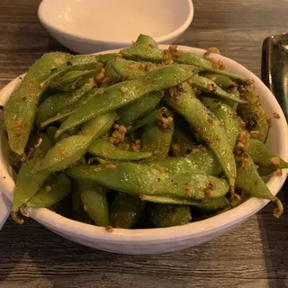 Spicy Garlic Edamame