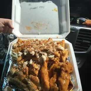 6wing(Cajun ranch) 6tender(sweet&amp;tangy) with crabby fries(garlic butter sauce over seasoned crab meat)