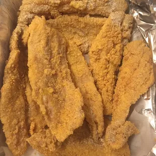 chicken wings and fried chicken, food