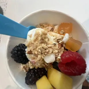 tart with fruit