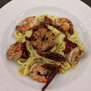 Shrimp scampi pappardelle