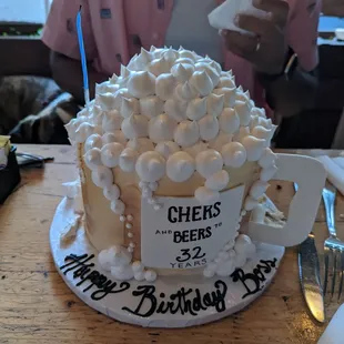 Beer mug cake