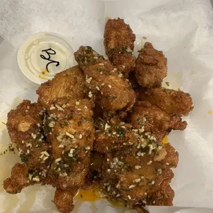 Garlic wings