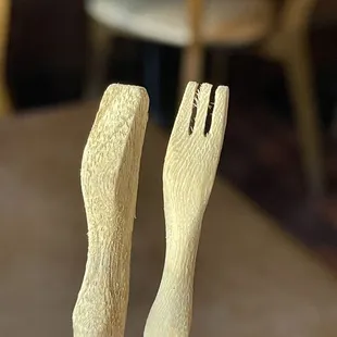 Cute  That's the end of chopsticks!!