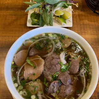 Pho Special (Pho Dac Biet)