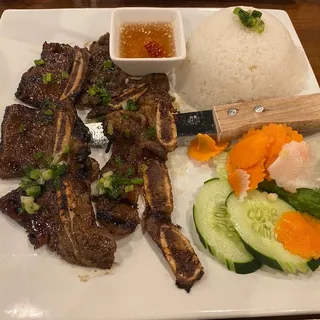 Vietnamese Style Short Ribs (Com Tam Suon Bo)