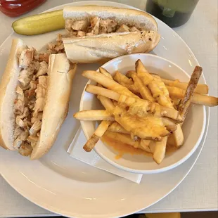 Grilled chicken cheesesteak w/cheese fries
