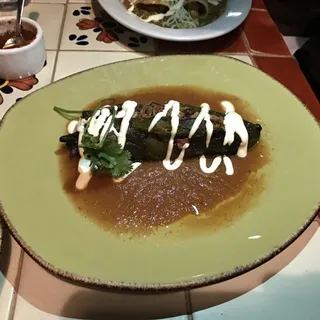 Chile Relleno Con Picadillo