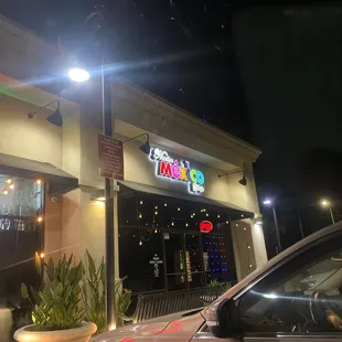 the outside of the restaurant