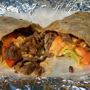 Skirt steak burrito had excellent flavor!