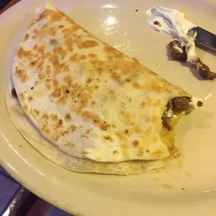 This is one of their Steak Quessadilla w/ sour cream. Overall it was very good and the service was friendly