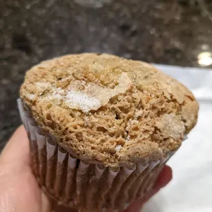 Zucchini+cardamom muffin