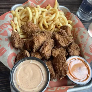 Nuggies and Fries (14 piece)