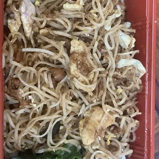Chicken pad Thai