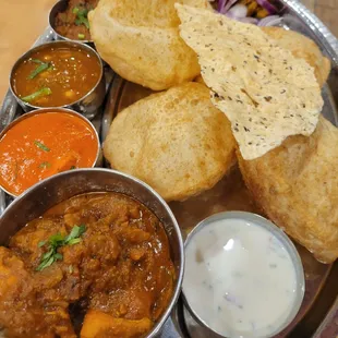 Thali (non vegetarian)