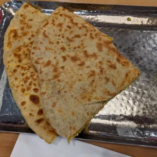 Amritsari Stuffed Kulcha