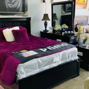 Queen 4pc bedroom set