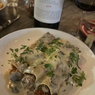 Cannelloni Con Funghi Pasta