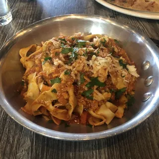 Papardelle Alla Bolognese Pasta