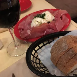 Prosciutto E Mozzarella Panini Lunch