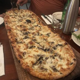 Tartufo Pizza Family