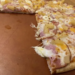 Hawaiian pizza