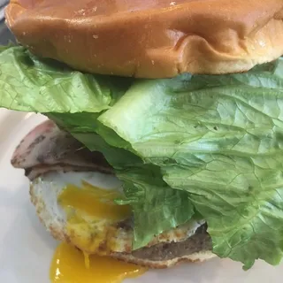 8 oz. Nuno's Cheeseburger