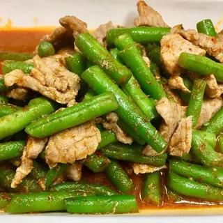 String Beans and Curry Paste
