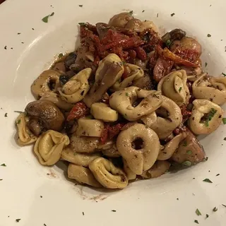 Tortellini con Funghi