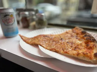 Scarr's Pizza