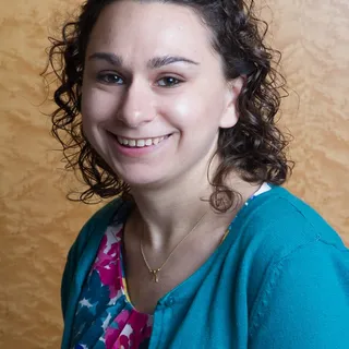 Tamara R.