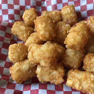 a pile of fried tater tots